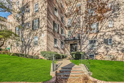54-17 31 Ave #5I, Woodside, NY 11377