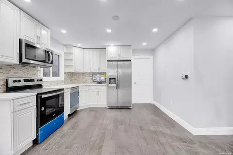 448 Turneur Ave, Bronx, NY 10473