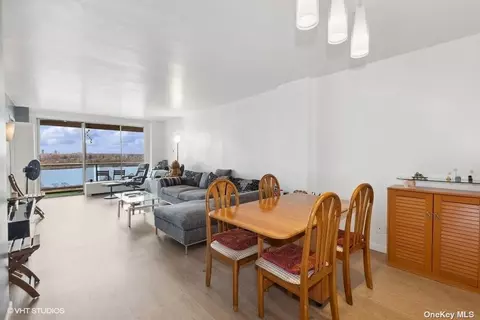 61-20 Grand Central Pkwy #C1203, Forest Hills, NY 11375