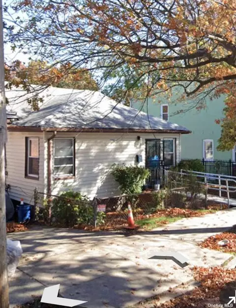 Undisclosed, Jamaica, NY 11433