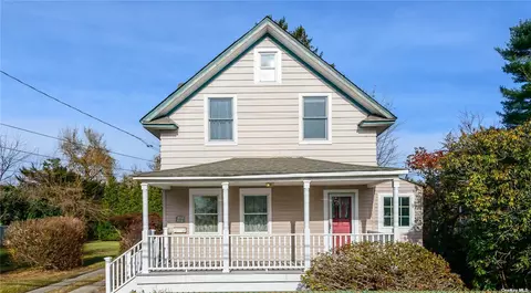 506 4th Ave, East Northport, NY 11731