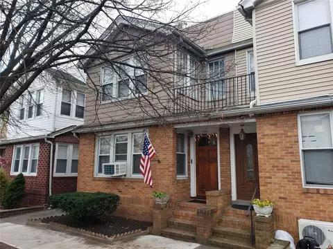 70-40 67th St, Glendale, NY 11385