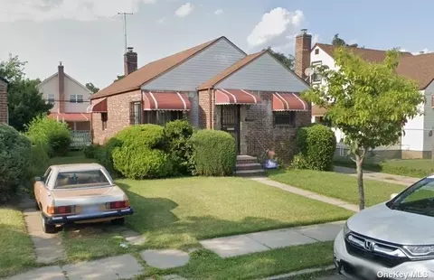 225-23 114th Ave, Cambria Heights, NY 11411
