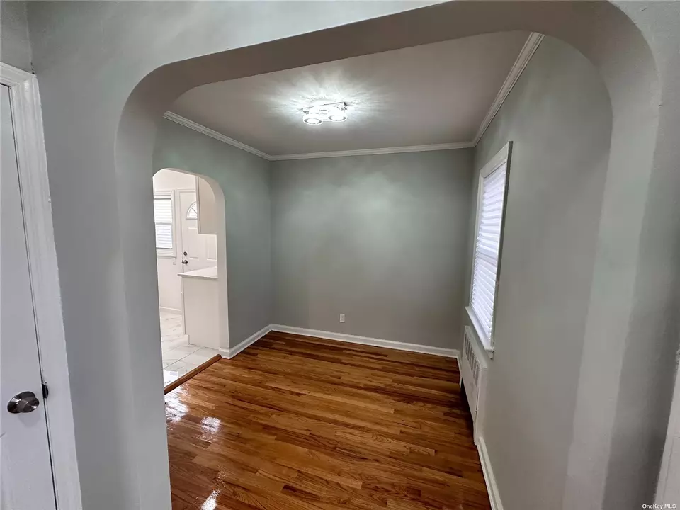 351 Baldwin Rd, Hempstead, NY 11550 19 Photos Movoto