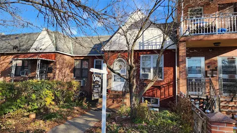 51-53 Gorsline St, Elmhurst, NY 11373
