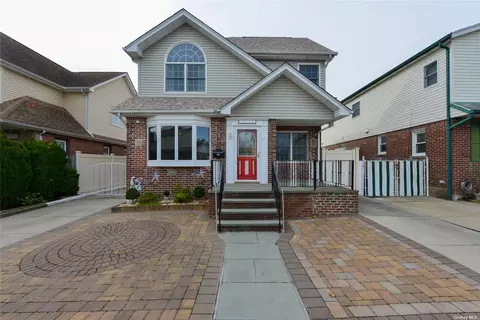 171-46 Gladwin Ave, Fresh Meadows, NY 11365