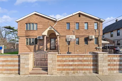 35-05 214th, Bayside, NY 11361