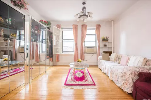 35-35 82nd St #24, Jackson Heights, NY 11372