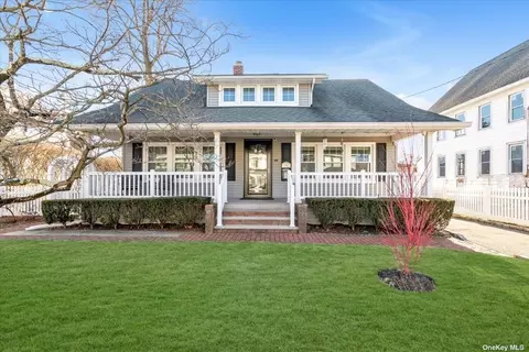 74 Peterson, Lynbrook, NY 11563