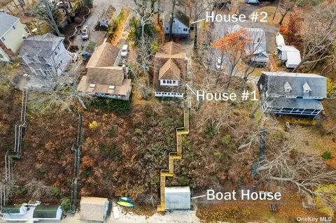 33 Chestnut Ave # A, East Setauket, NY 11733