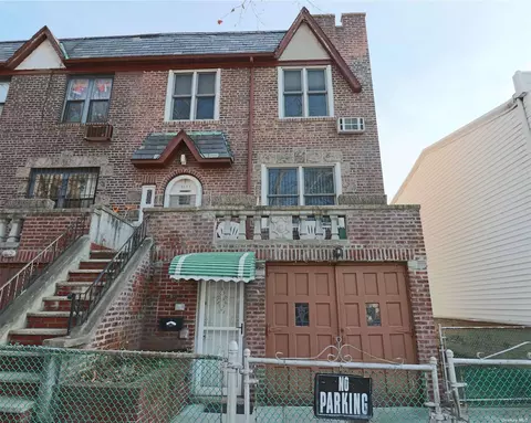 31-53 45 St, Astoria, NY 11103