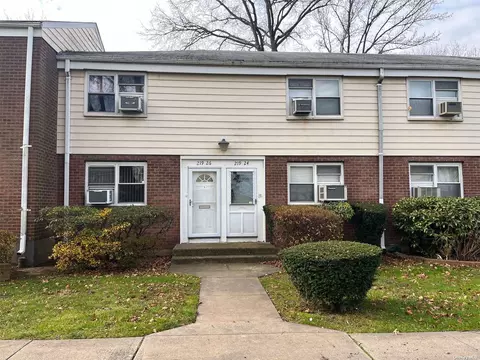 219-26 67 Ave #DUPLEX, Bayside, NY 11364