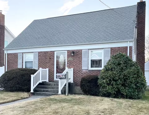 2368 Atlantic Blvd, Wantagh, NY 11793