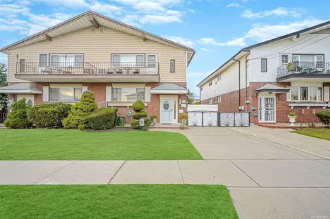 80-05 149th Ave, Howard Beach, NY 11414