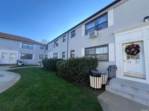 136-27 68th Dr #A, Flushing, NY 11367