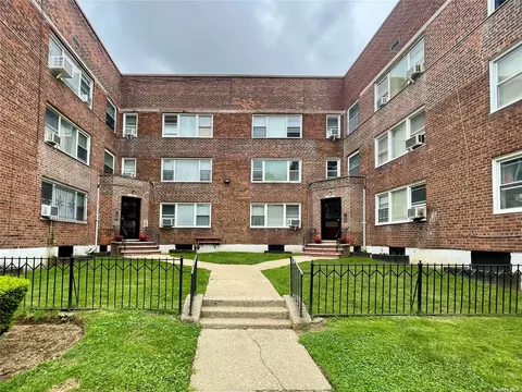 138-28 68th Dr #1A, Flushing, NY 11367
