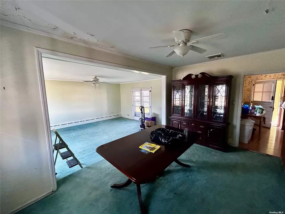 60 Udall Rd, West Islip, NY 11795 10 Photos Movoto