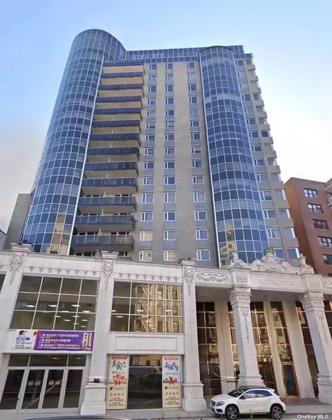 133-38 Sanford Ave #16D, Flushing, NY 11355