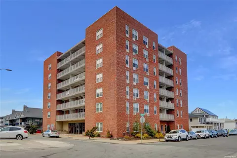 855 E Broadway #5D, Long Beach, NY 11561