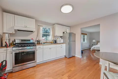 32 Ridge Rd, Ridge, NY 11961 | 32 Photos - Movoto