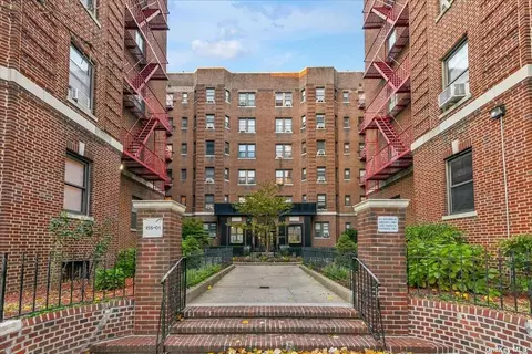 155-01 90th Ave #1-O, Jamaica, NY 11432