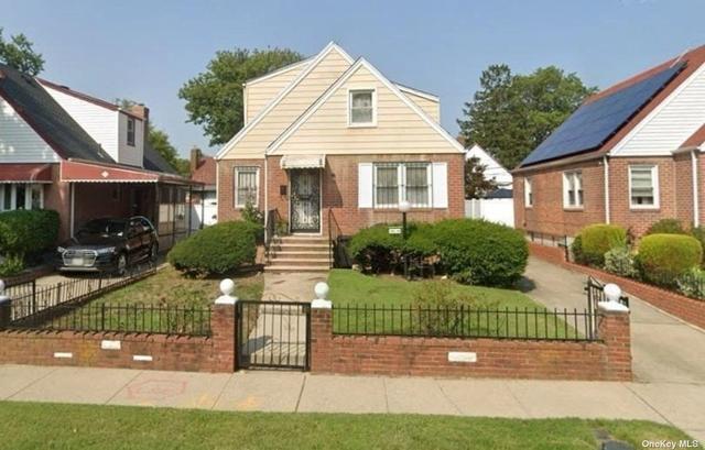 130-14 219th St, Laurelton, NY 11413