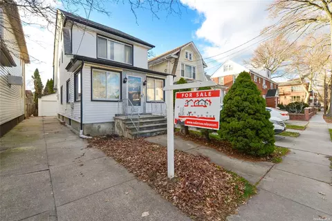42-14 194 St, Flushing, NY 11358
