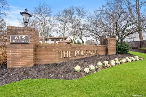615 Broadway #82, Amityville, NY 11701