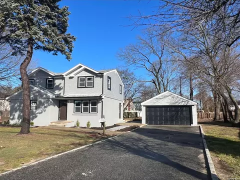 291 Arnold Ave, West Babylon, NY 11704
