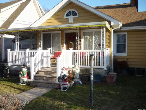 185-24 Hilburn Ave, Saint Albans, NY 11412