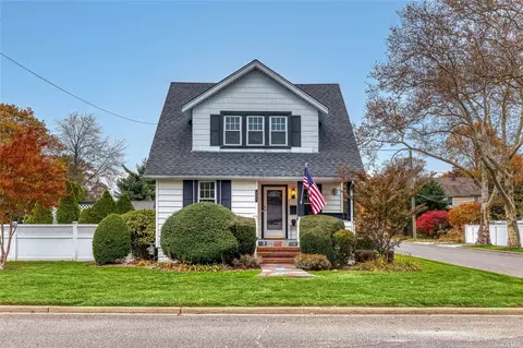 491 Ashland Ave, North Baldwin, NY 11510