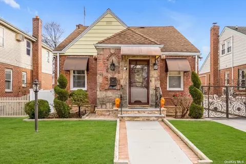 115-07 226th St, Cambria Heights, NY 11411
