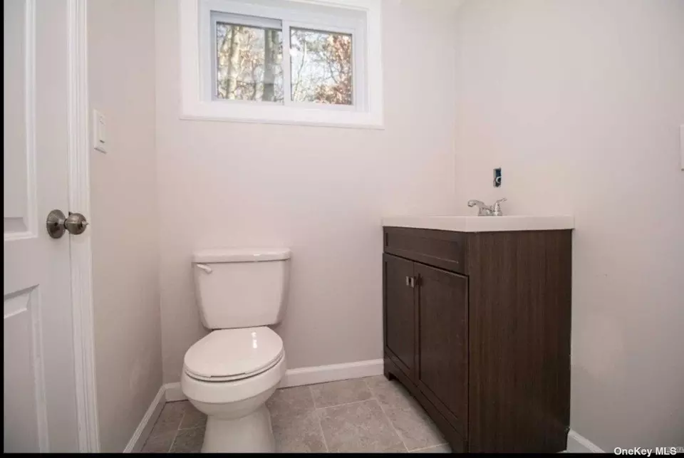 166 River Rd, Shirley, NY 11967 8 Photos Movoto