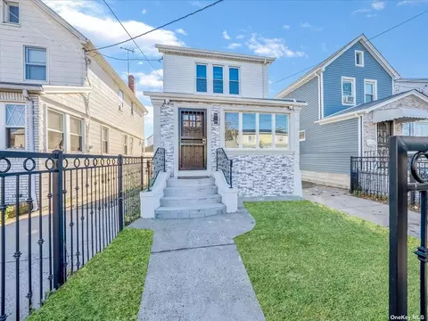 221-28 103 Ave, Queens Village, NY 11429