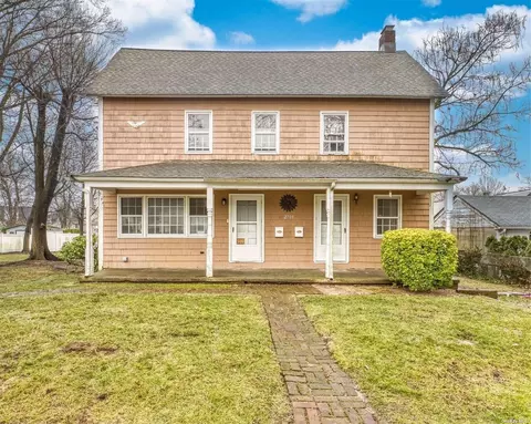 2709 Johnson Pl, Baldwin, NY 11510