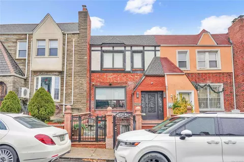 30-40 88th St, East Elmhurst, NY 11369