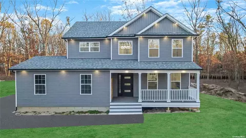 636 Middle Country, Ridge, NY 11961