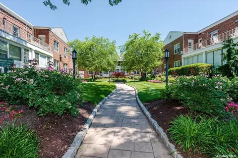 1379 Broadway #A-24, Hewlett, NY 11557