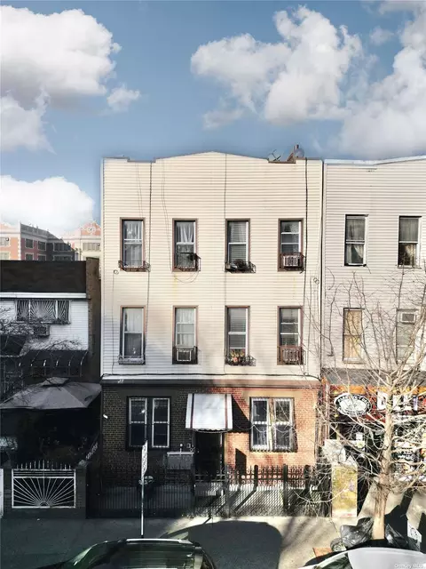 771 Park Ave, Brooklyn, NY 11206