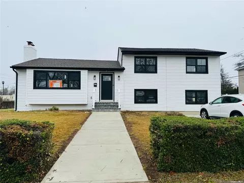 2245 1st St, East Meadow, NY 11554