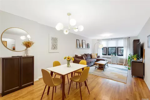 515 E 7th St #5S, Brooklyn, NY 11218