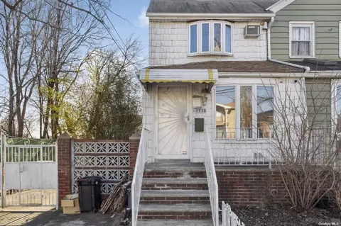 123-20 26th Ave, Flushing, NY 11354