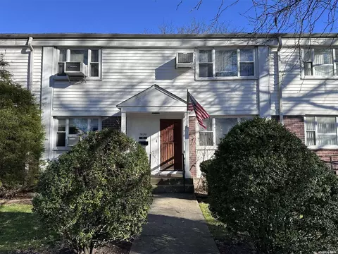 16-29 212 St #105, Bayside, NY 11360