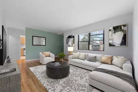220-28 75th Ave #1, Oakland Gardens, NY 11364