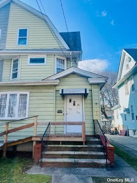 89-32 97th St, Woodhaven, NY 11421