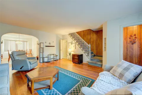51-10 63rd St, Woodside, NY 11377