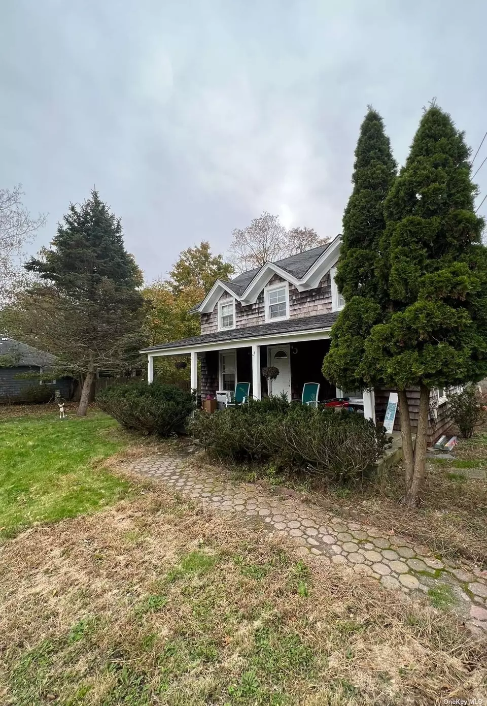 38 Atlantic Ave, East Moriches, NY 11940 2 Photos Movoto