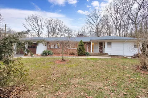 223 Deer Park Rd, Dix Hills, NY 11746