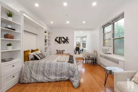 34-41 85th St #1D, Jackson Heights, NY 11372