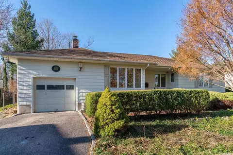 65 Carley Ave, Huntington, NY 11743